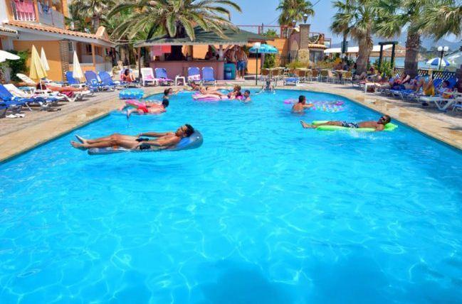 Turtle Beach Agios Sostis  Bagian luar foto